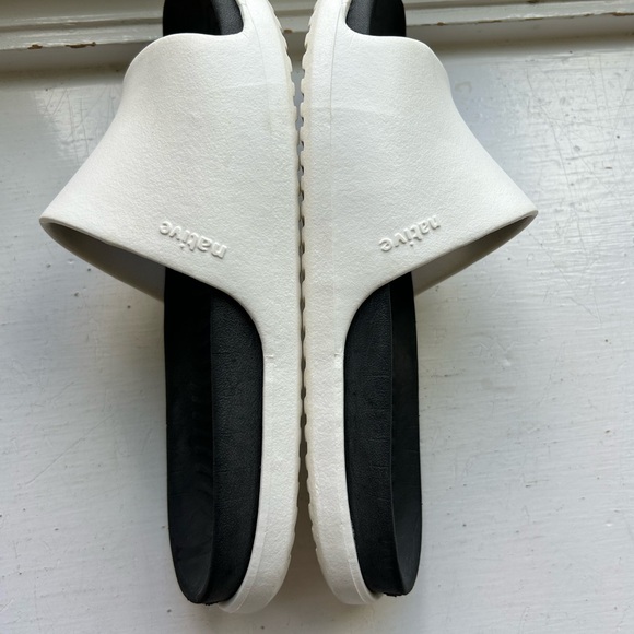 Native slides - Picture 5 of 6